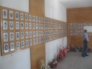 Спомен соба у Братунцу