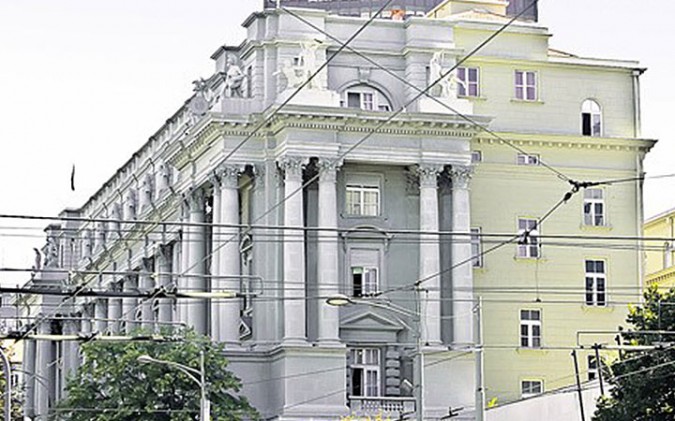 Стари Генералштаб у Београду: ВБА и ВОА за сада су, бар грађевински, под истим кровом (Фото Д. Јевремовић)